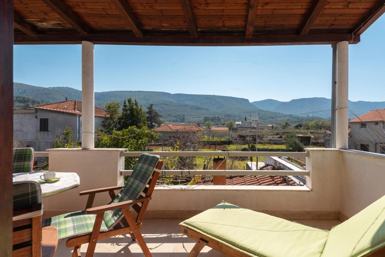 Apartments By The Sea Jelsa, Hvar - 11319 Exterior foto
