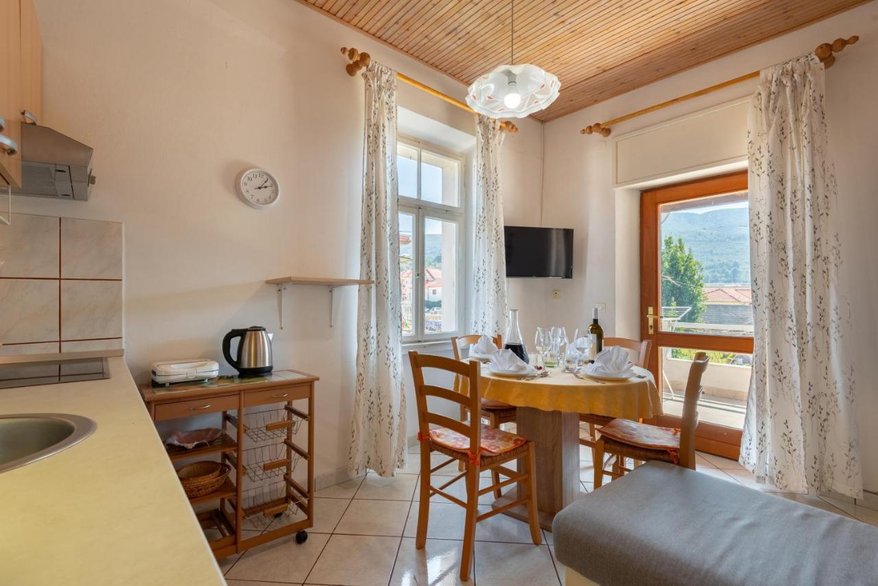 Apartments By The Sea Jelsa, Hvar - 11319 Exterior foto